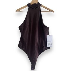 NWT Lululemon Wundermost Ultra-Soft Nulu Mockneck Sleeveless Bodysuit size med